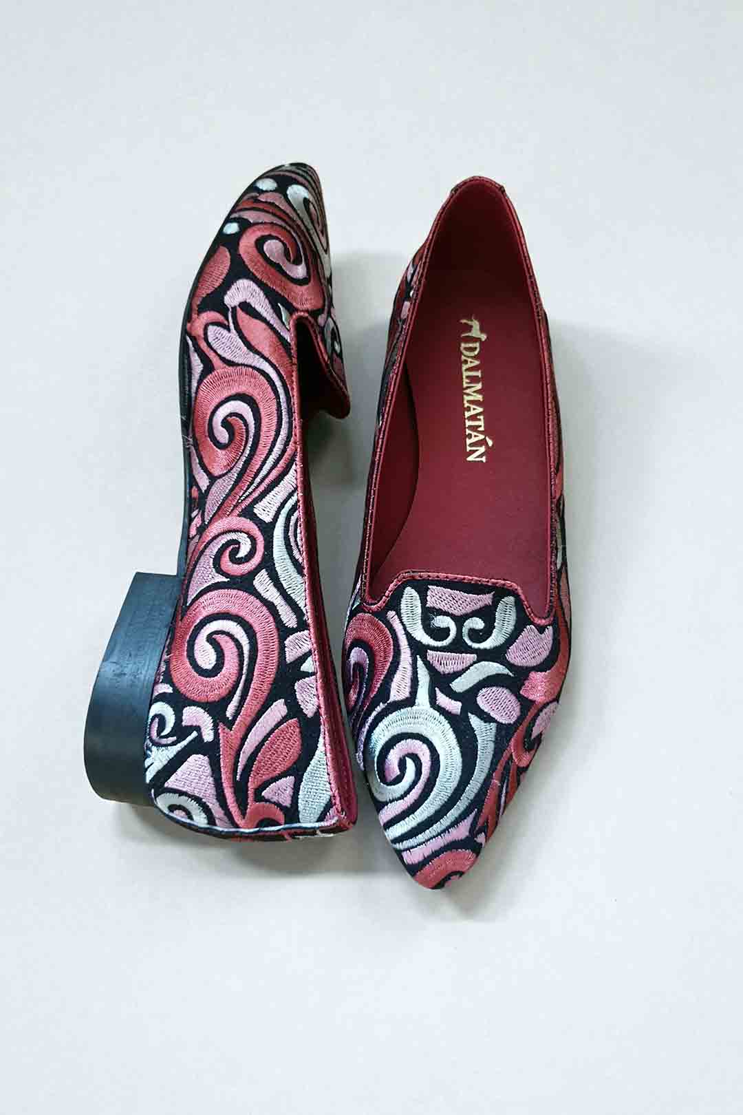 calzado_exclusivo_lujo_bordado_dalmatan