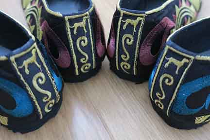 dalmatanes-zapatos-bordados-mujer