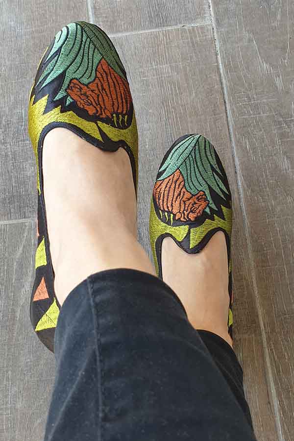 slipper-bordado-comodo-dalmatan-zapatos-mujer-zapatos dalmatán
