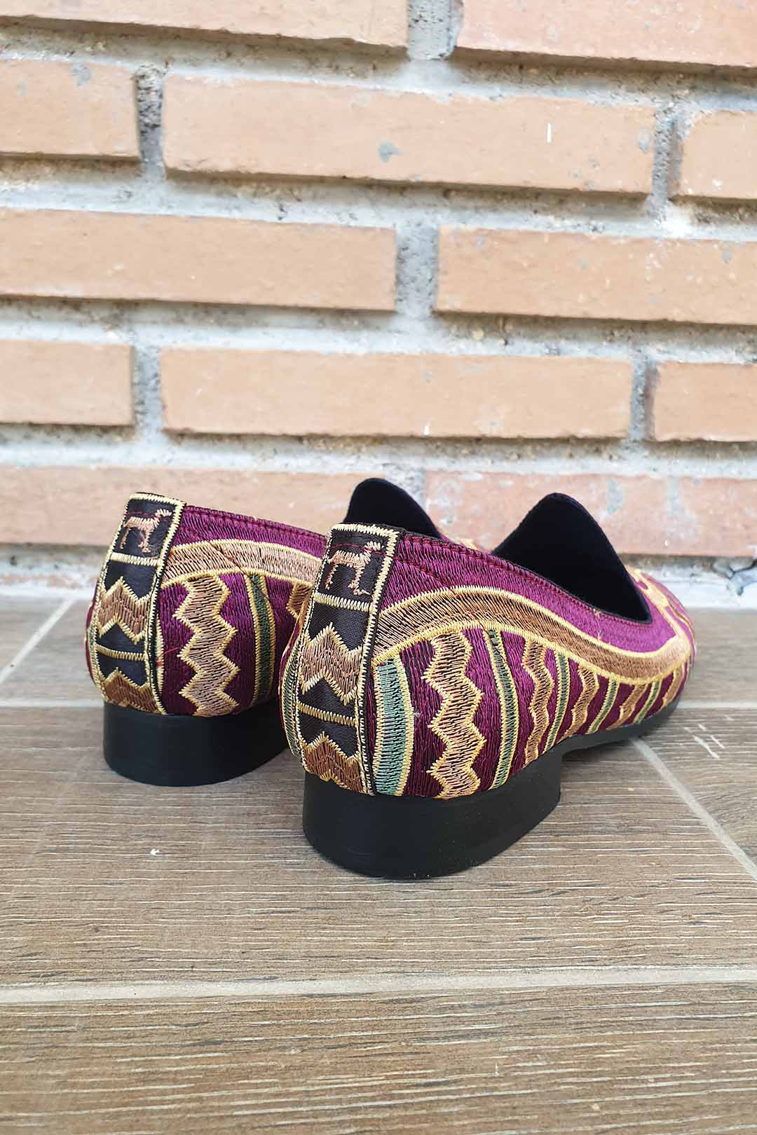 zapato-plano-mujer-slipper-bailarina-bordado-dalmatan-zapatos dalmatán