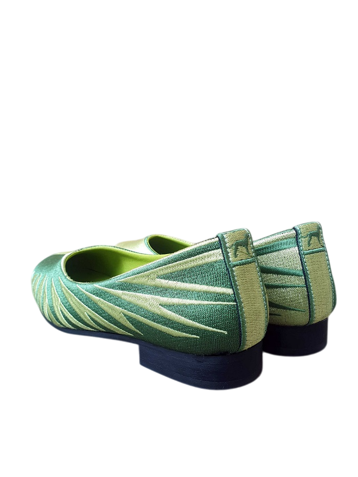 zapatos-dalmatan-bordados-diseno-exclusivo-mujer-verde