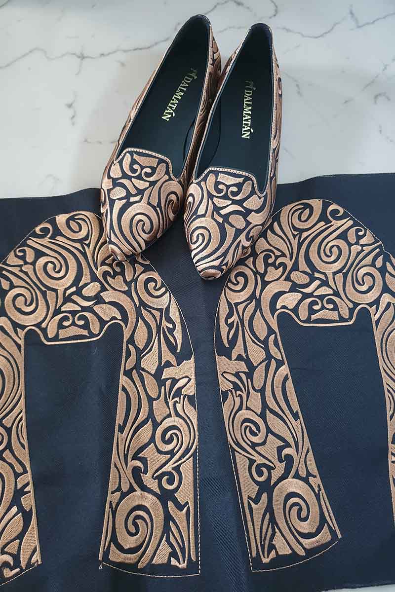 zapatos_dalmatan_bordados_cobre_bronce_marron_mujer_fiesta