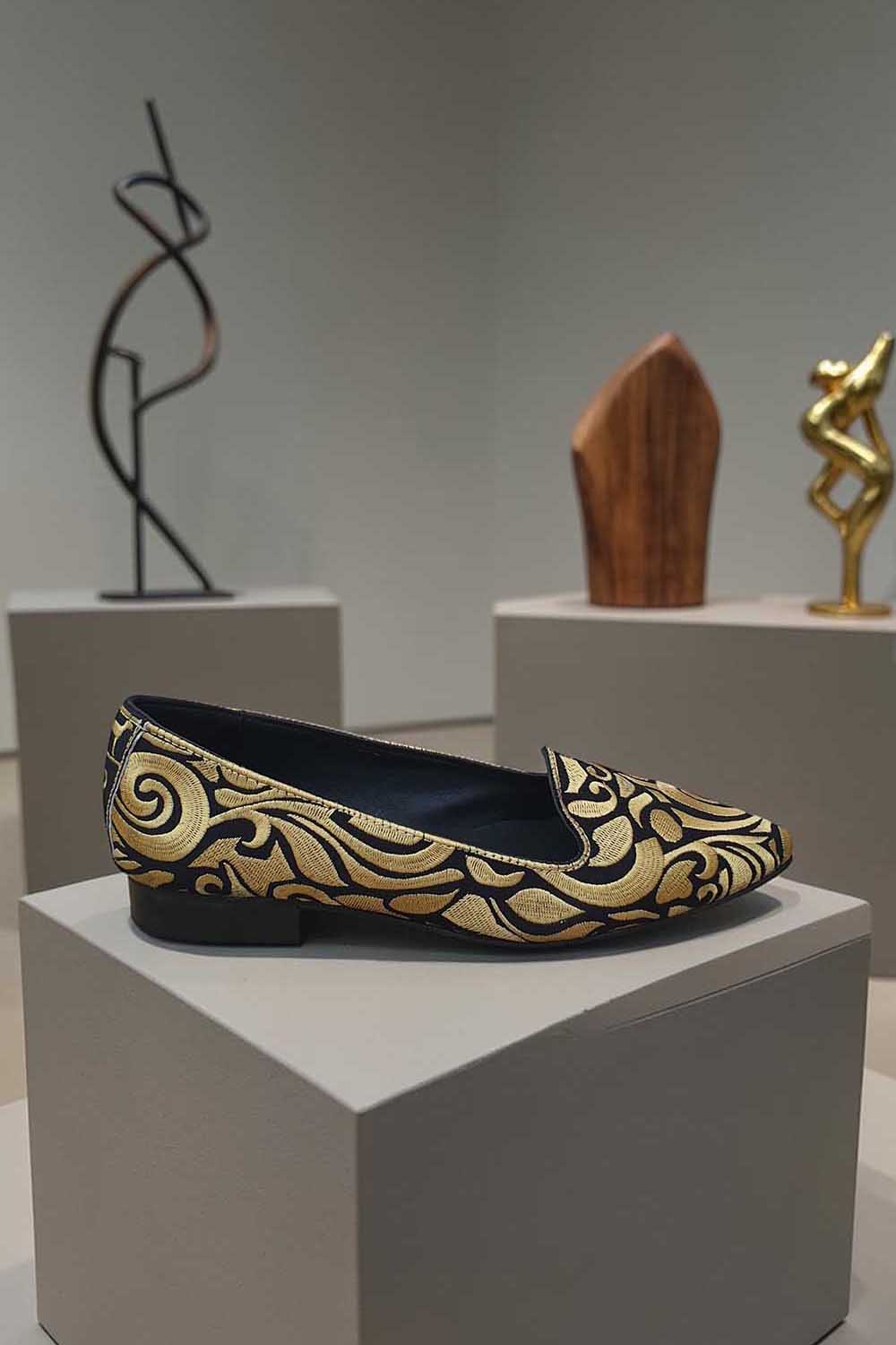 zapatos_dalmatan_milan_bordados_mujer_joya_arte_puntadas