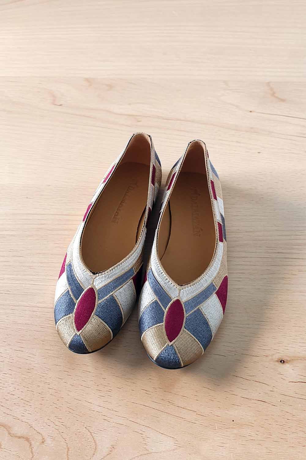bailarinas-bordadas-colores-granate-fiesta-dalmatan-zapatos-mujer-planos