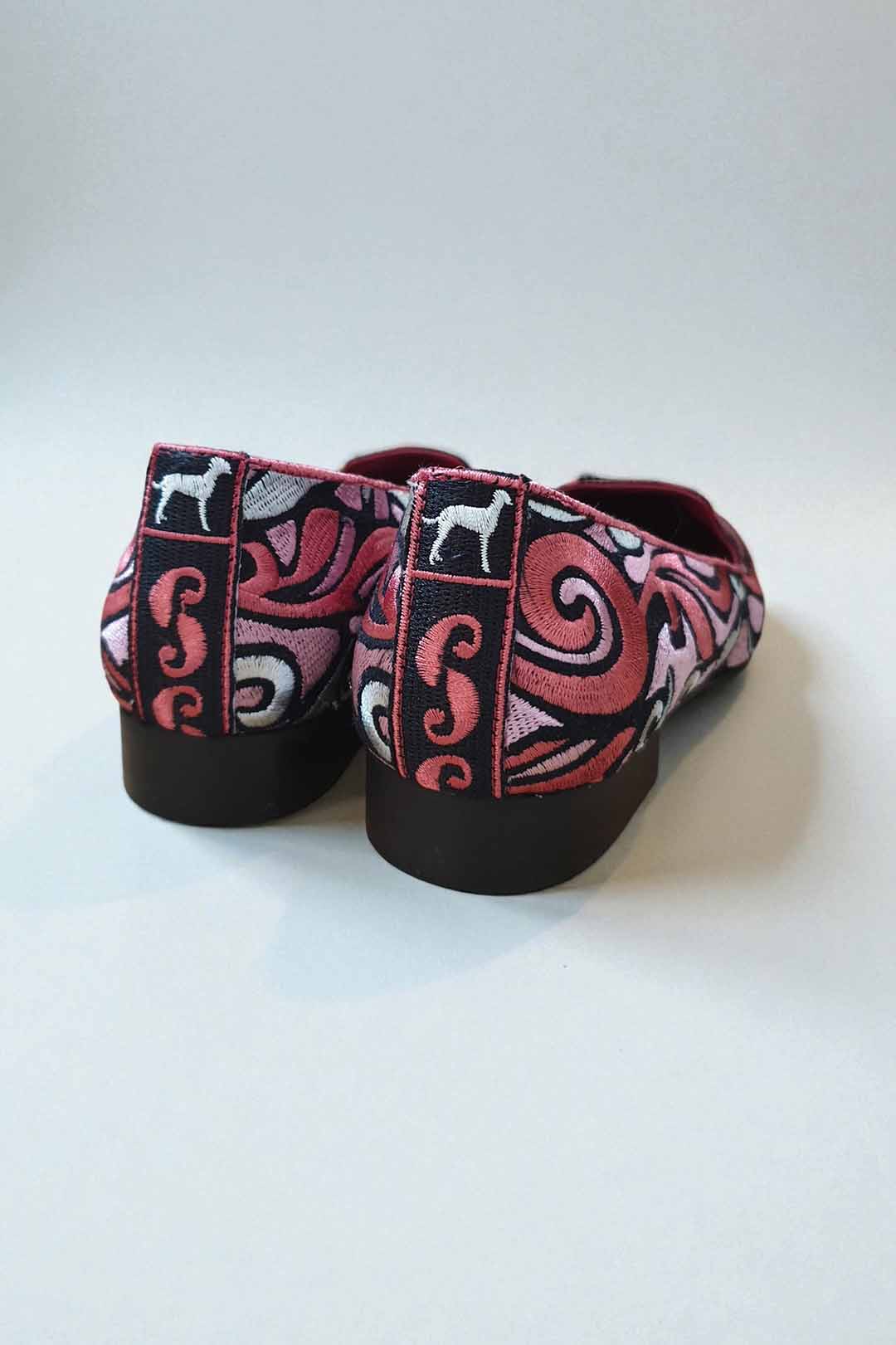 milan_rosa_trasera_calzado_madeinSpain_bordado