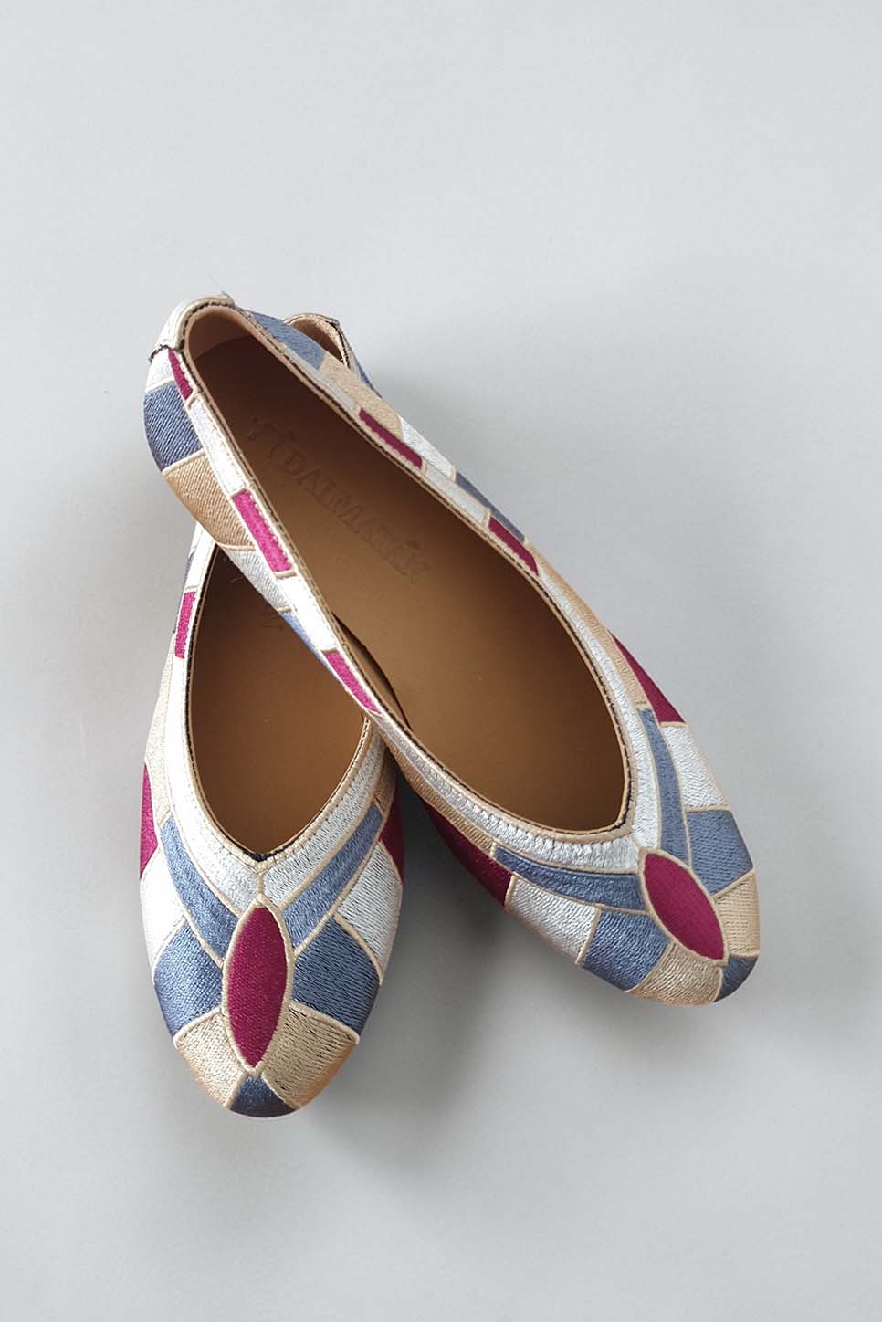 zapatos-bordados-dalmatan-granate-gris-dorado-elegantes-originales-regalo